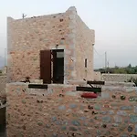 Mani Charabos Casa de Férias