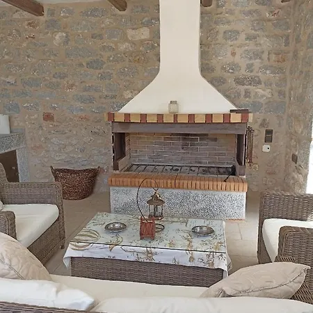 Mani Charabos Holiday home