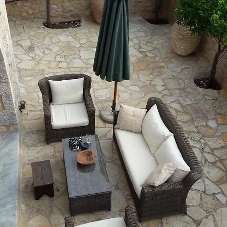 Mani Charabos * Agia Kiriaki (East Mani)