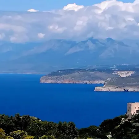 Mani Charabos Agia Kiriaki (East Mani)
