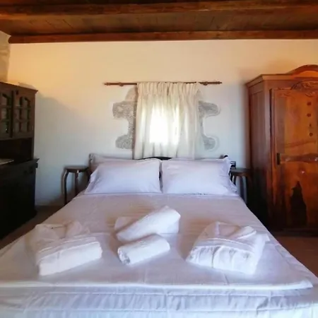 Mani Charabos * Agia Kiriaki (East Mani)