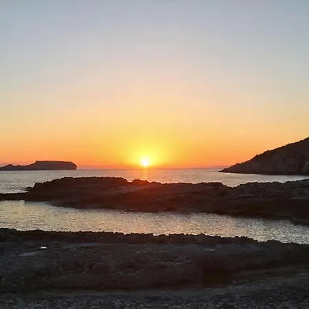 Mani Charabos