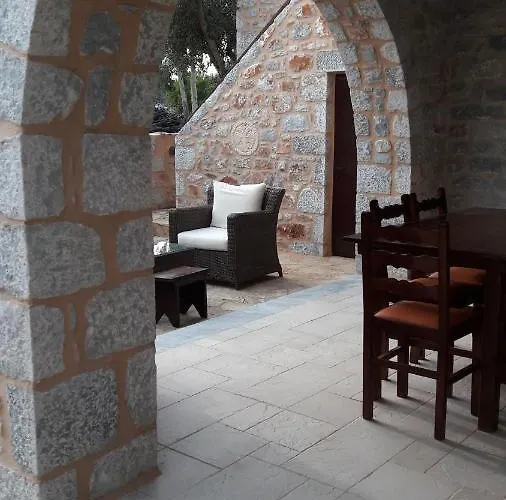 Mani Charabos Vakantiehuis Agia Kiriaki (East Mani)